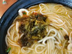 -老妈米线(港龙店)