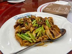 五花肉烧笔管-良友·青岛菜(五四广场店)