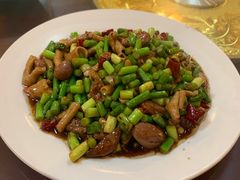 -余杨鸭鸭餐厅