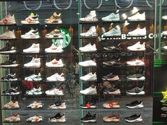 -李宁(大宁国际旗舰店)