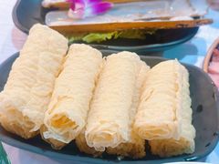 -鲜入围煮花胶鸡海鲜火锅