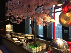 -唐拉雅秀酒店-西锦汇空中BBQ·思创餐厅
