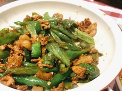辣椒炒肉-湘当爱·鲜煮现炒(松岗立业路店)