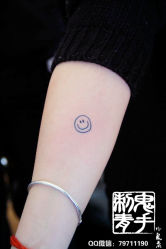 -鬼手纹身小鬼店
