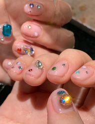 -M Nails & Beauty美甲美睫美体