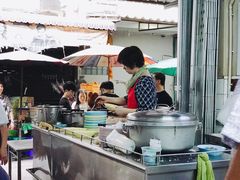 -Kha Mu Charoensang(Silom)