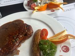 -梓然咖啡·牛排(新都店)