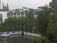-上海市育民中学