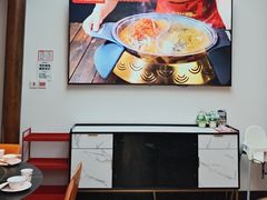 -阿瓦山寨·湘菜现炒·剁椒鱼头王(咸阳总店)