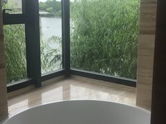 -上海怡沁园度假酒店