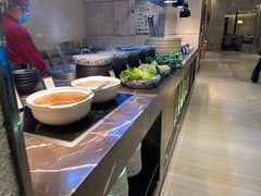 -广州万富希尔顿酒店·感趣自助餐厅·金秋蟹宴生蚝海鲜刺身