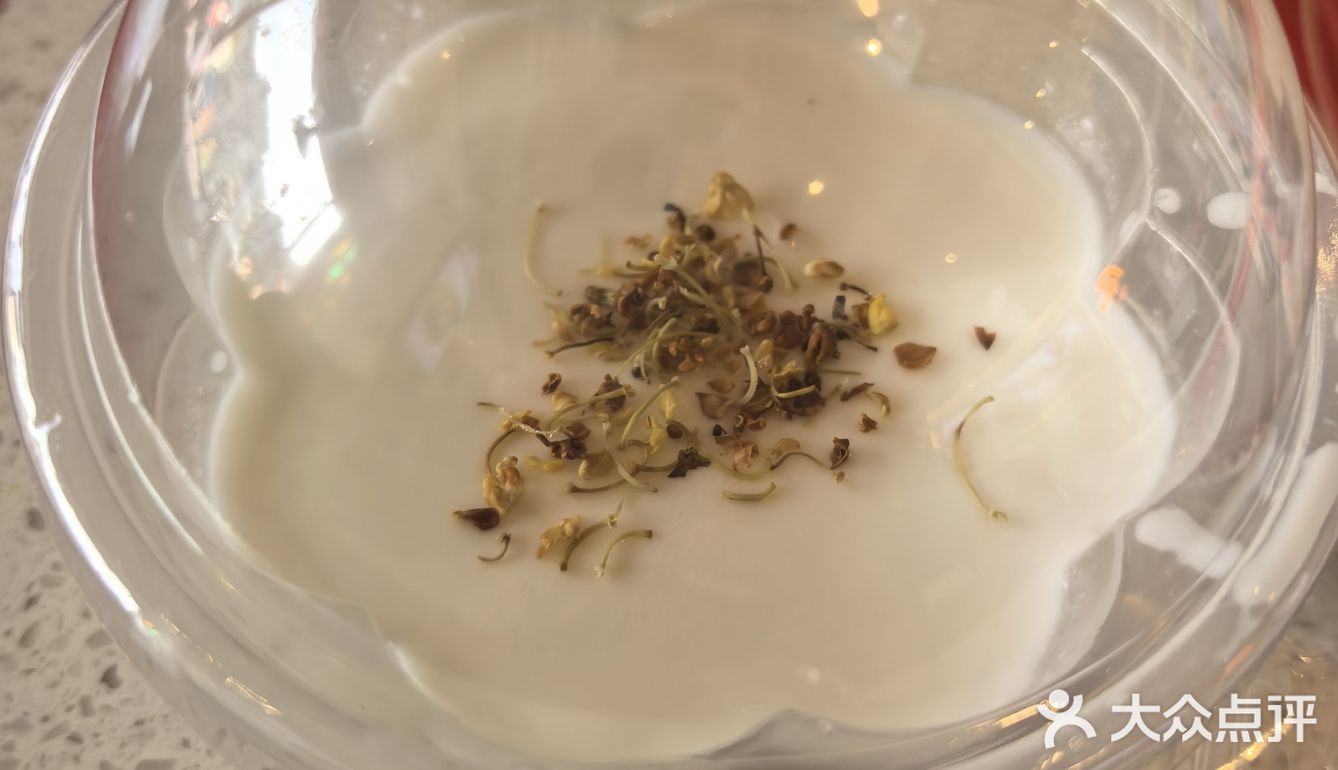 必尝广式特色大排档