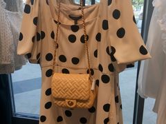 -URBAN REVIVO(上海中庚漫游城店)