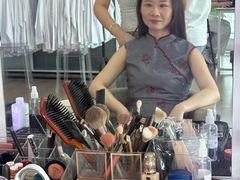 -bobo高端证件照工作室(三元桥店)