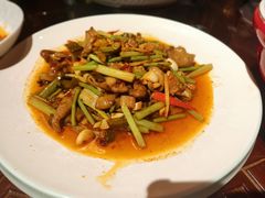 -万重锦·人文川菜馆(骡马市店)