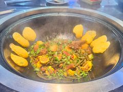 -高家小院铁锅炖大鹅(哈西高铁站店)