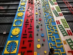-极限PLAY运动娱乐新世界·团建派对潮玩休闲馆·室内蹦极高空游乐园