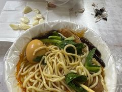 -丁记牛肉手擀板面