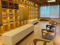 -漕河泾街道图书馆(漕河泾社区文化活动中心店)