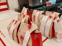 -塔斯汀中国汉堡(徐汇汇京广场店)