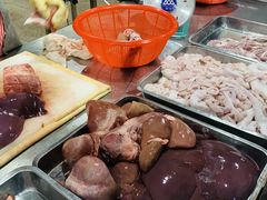 -标记美食新鲜猪杂(兴南大道店)