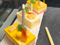 -万有环球美食自助(万象食家店)