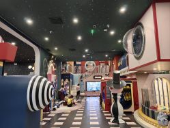 -MELAND CLUB亲子乐园·派对·餐厅(北京芳圆里ID MALL店)