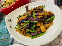 面酱茄子炒豆角-六婶西关小厨(光塔路店)