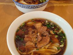 -矮子粉店1985·长沙米粉(湘春路店)