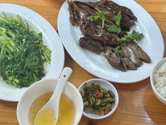 -乌文新澄海卤鹅店