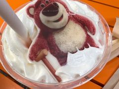 草莓熊鸡蛋仔冰淇淋-Lotso Lunch Box 草莓熊餐盒