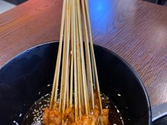 -虾弄弄海派小龙虾·牛羊蝎子火锅