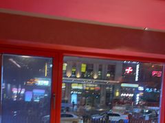 -何师傅美蛙鱼头(汉街店)