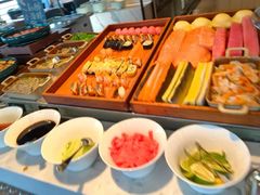 -大中华希尔顿酒店-念自助餐·嗨啤·小龙虾