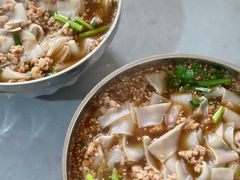 -正宗杨记普洱酸醋米线(总店)
