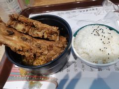 -馋员外排骨米饭(红旗街万达店)