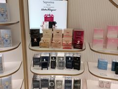 -国药中服免税(北京坊店)