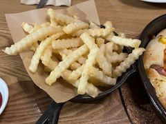 -必胜客(百联又一城店)