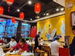 大堂-满园烤鸭·春饼(华强广场店)