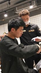 -PE SALON