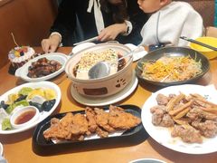 -吕氏疙瘩汤•海鲜新鲁菜(江山南路店)