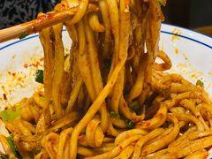 油泼面-老白家面馆(测绘东路总店)