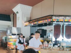 -荣誉国际酒店-云顶旋转餐厅