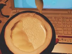 -志龙皇冠吃货椰子铺