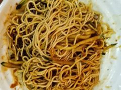 -肥肥虾庄·金牌油焖大虾(汉口城市广场店)