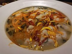 能喝汤的酸菜鱼-胡马八破·川菜小馆(高新万达店)