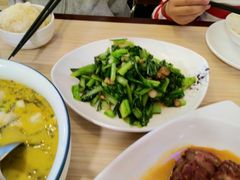 -嘉厨小馆(宜山路店)
