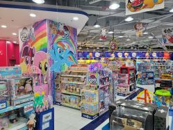-TOYSRUS玩具反斗城(重庆来福士店)