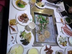 -伊尔曼都自助餐厅(102国道店)