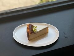 巴斯克芝士-black rainbow coffee